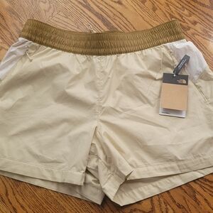 The North Face Women's X Wind Wall Shorts size Large